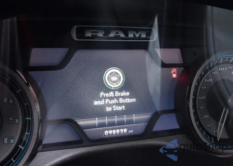 2019 Ram 1500 Limited 4X4 5'7 Box z USA, uszkodzony, nr VIN 1C6SRFHT3KN512901